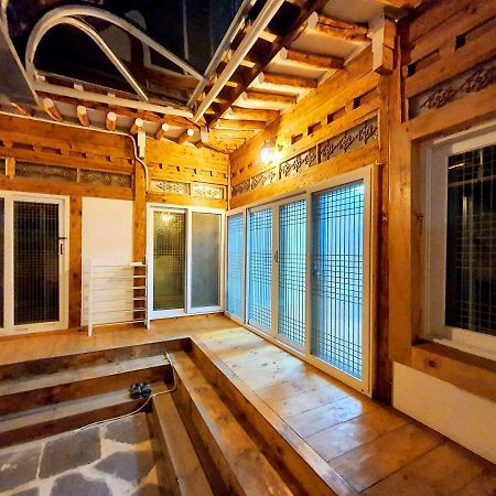 Hotel Hwangridangil Adamjeong à Gyeongju Extérieur photo